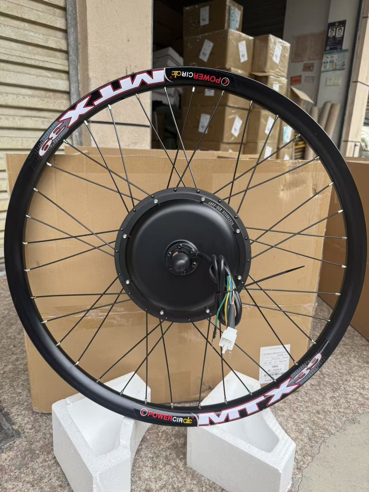 Motor Eléctrico Delantero/Tras - Dynamo Hub Front reseña y precio